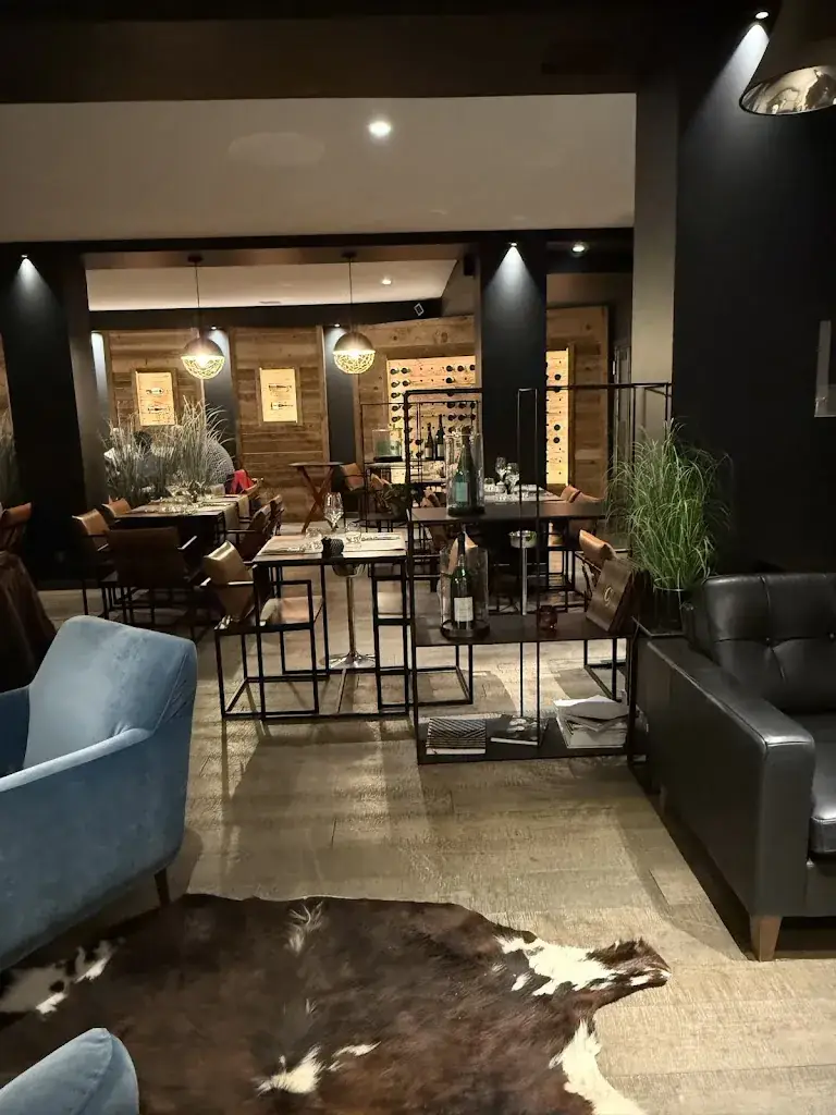 Bistrot Le C - Restaurant & Bar Courchevel_Courchevel_slider_image_3