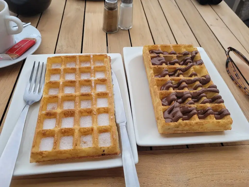 Aistė Butkutė-Tisch_La Dune à L'Envers_Bray-Dunes_review