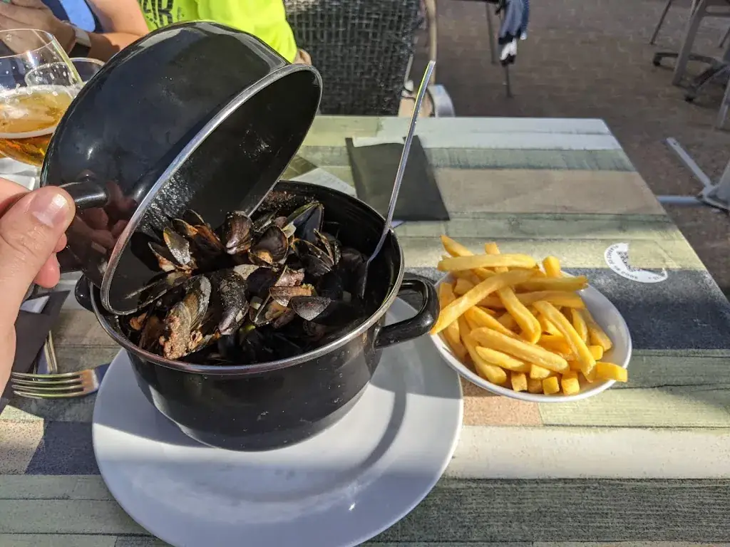 Gary Sheppard_Chez Antoine_Bray-Dunes_review