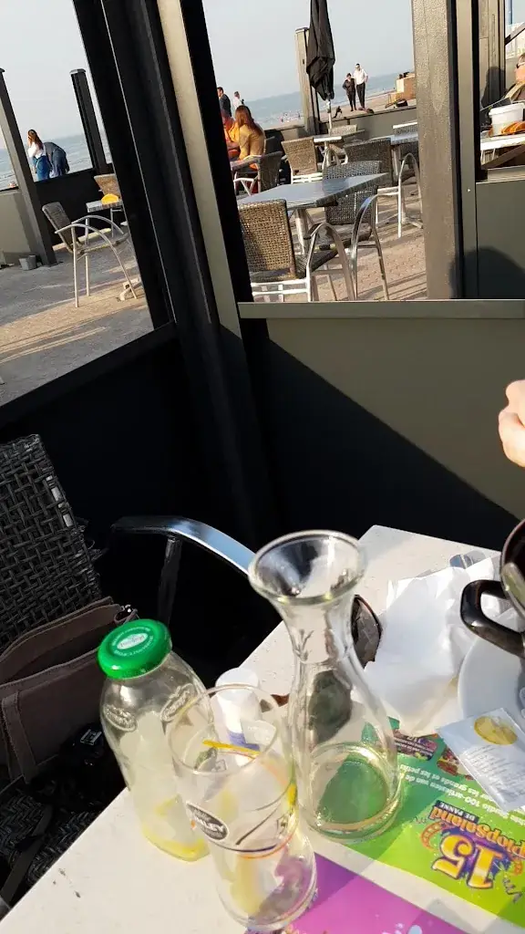 Chez Antoine_Bray-Dunes_slider_image_2