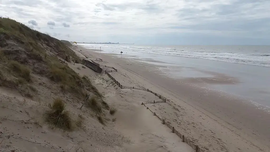 Arnaud FAIVRE_La Grande Marée_Zuydcoote_reseña