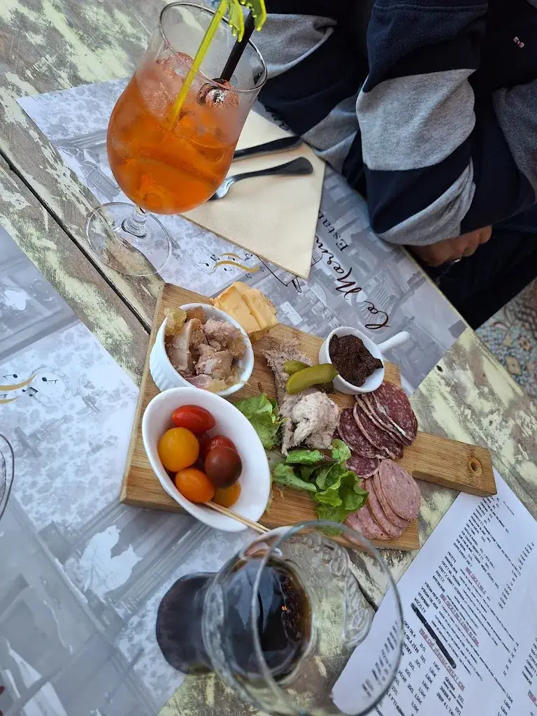 Caroline Lambert_La marmite qui chante_Bruay-la-Buissière_review