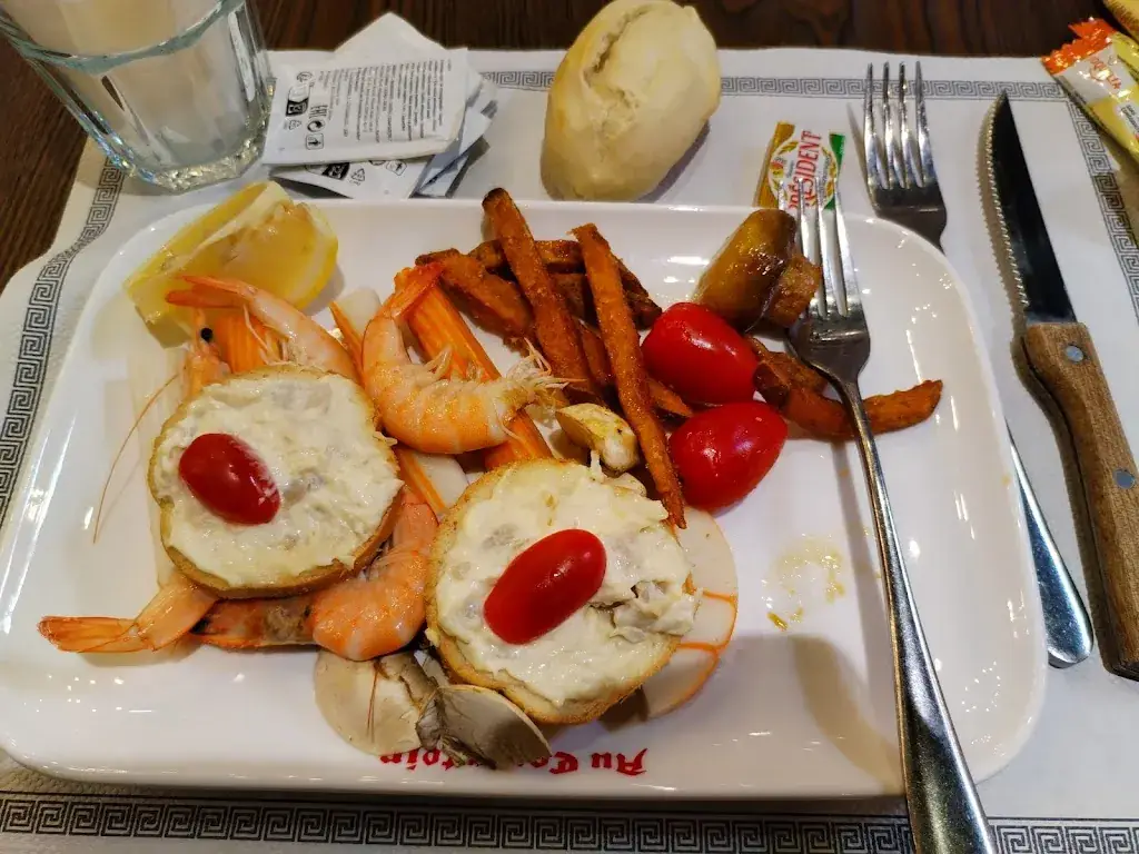 Au grand comptoir n’y fdr restaurante en Bruay-la-Buissière