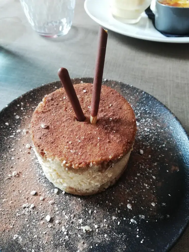 Hélène T_Le Frioul_Ribécourt-Dreslincourt_recensione