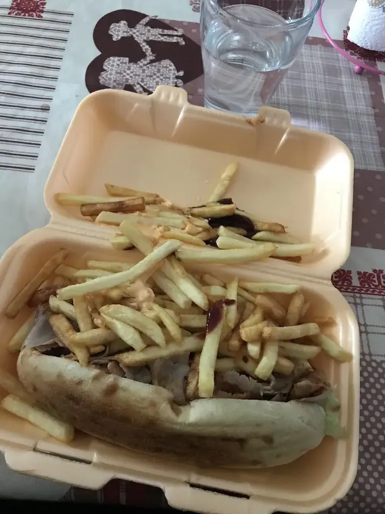 Laura Palmieri_EGE RİBECOURT_Ribécourt-Dreslincourt_review