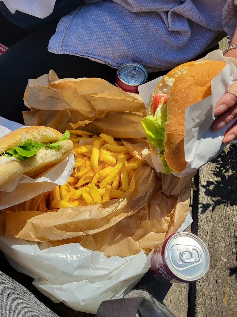 Eye Doll_Friterie Cappelloise CAPPELLE-EN-PÉVÈLE_Cappelle-en-Pévèle_review