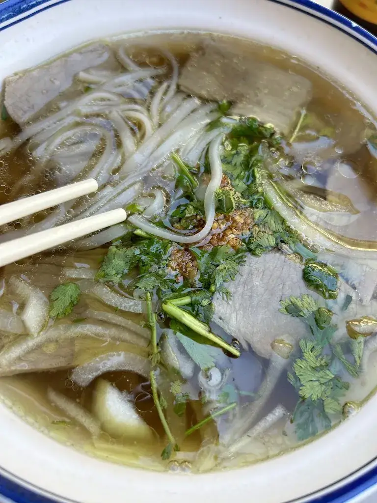 Paula_căntin vietnamese comfort food_Bern_review