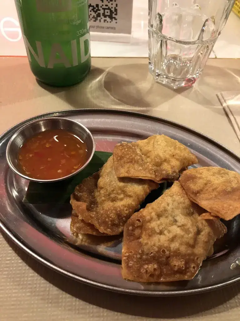 Yannik Grimm_căntin vietnamese comfort food_Bern_review