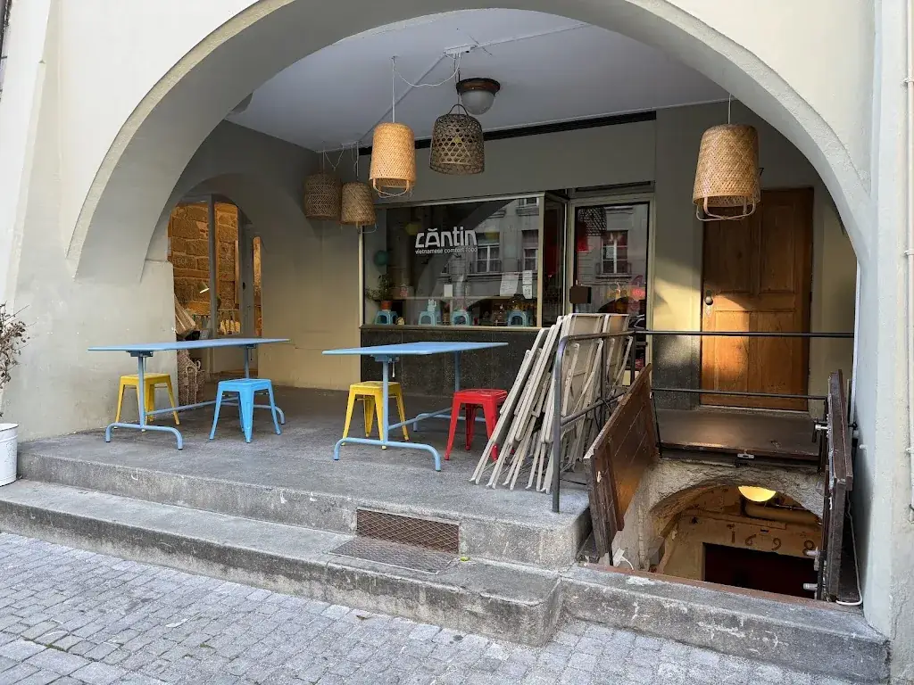 căntin vietnamese comfort food restaurant in Bern