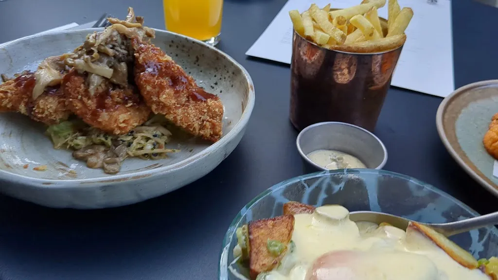 Capitol Restaurant & Bar_Bern_slider_image_2