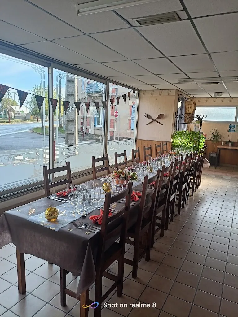 RESTAURANT LE CHAMP DE FOIRE_Commentry_slider_image_1