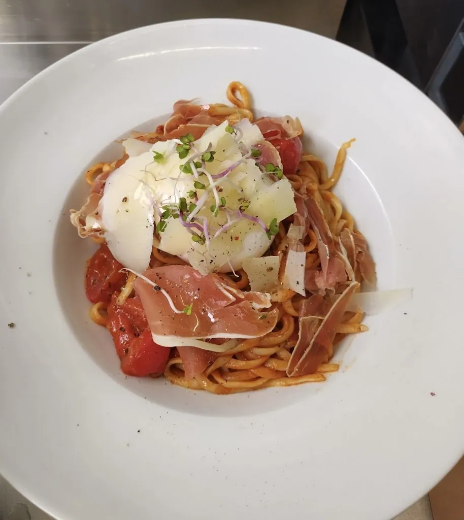 Le Bistrot des Curieux_Cambrai_slider_image_2