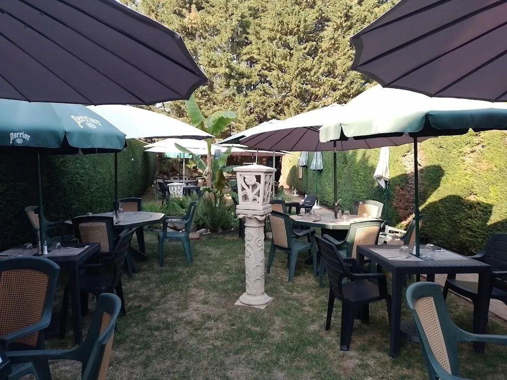 Le Tropical restaurant in Cambrai