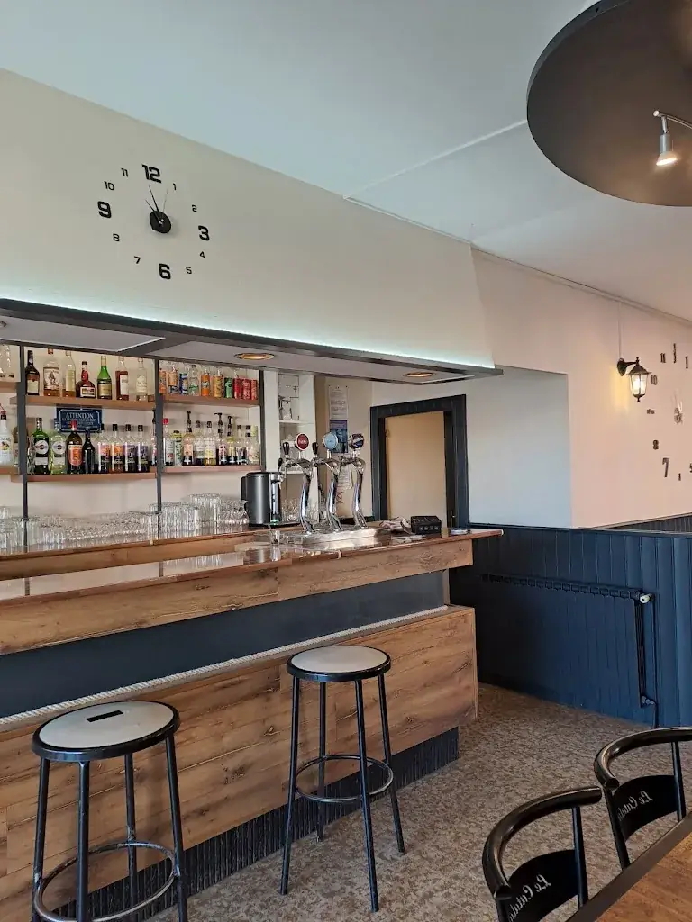 Lucien Daniel_Comme à la Maison_Commentry_review