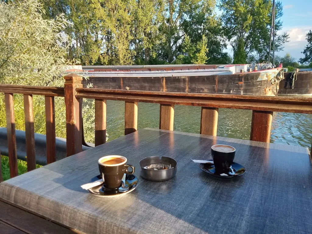 Youssef_Le Confluent_Pont-l'Évêque_Bewertung