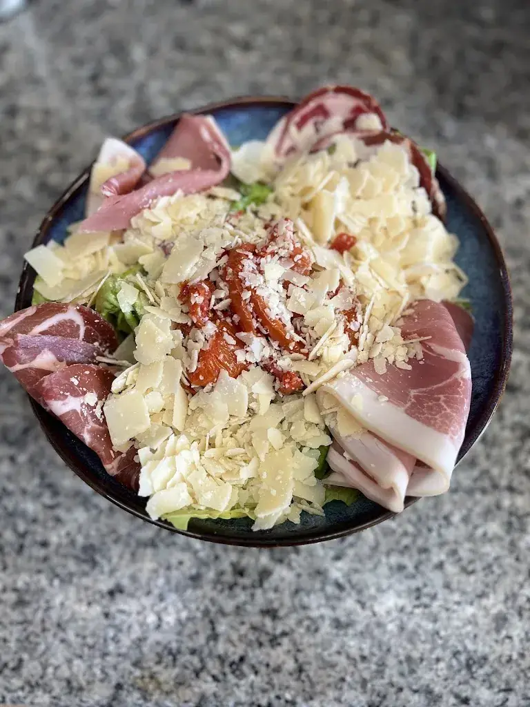 Le Resto De Fed_Cassel_slider_image_3