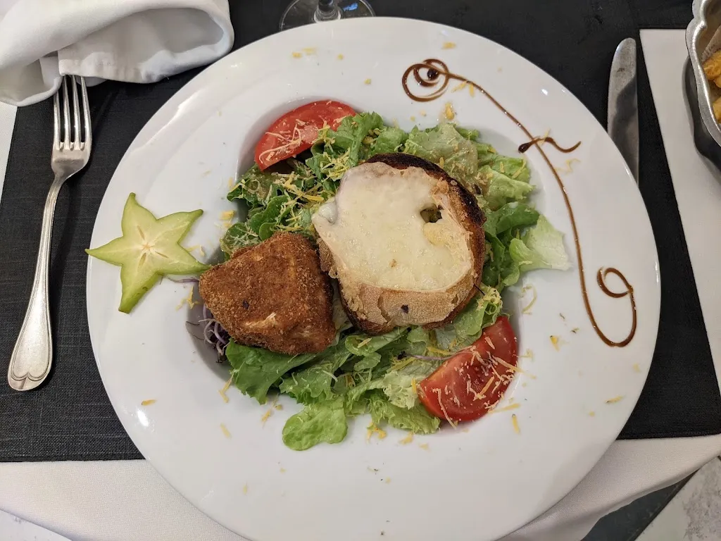 Charlotte Finlay_Le Sauvage_Cassel_review