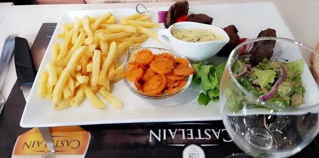 La Table du Meunier_Cassel_slider_image_2