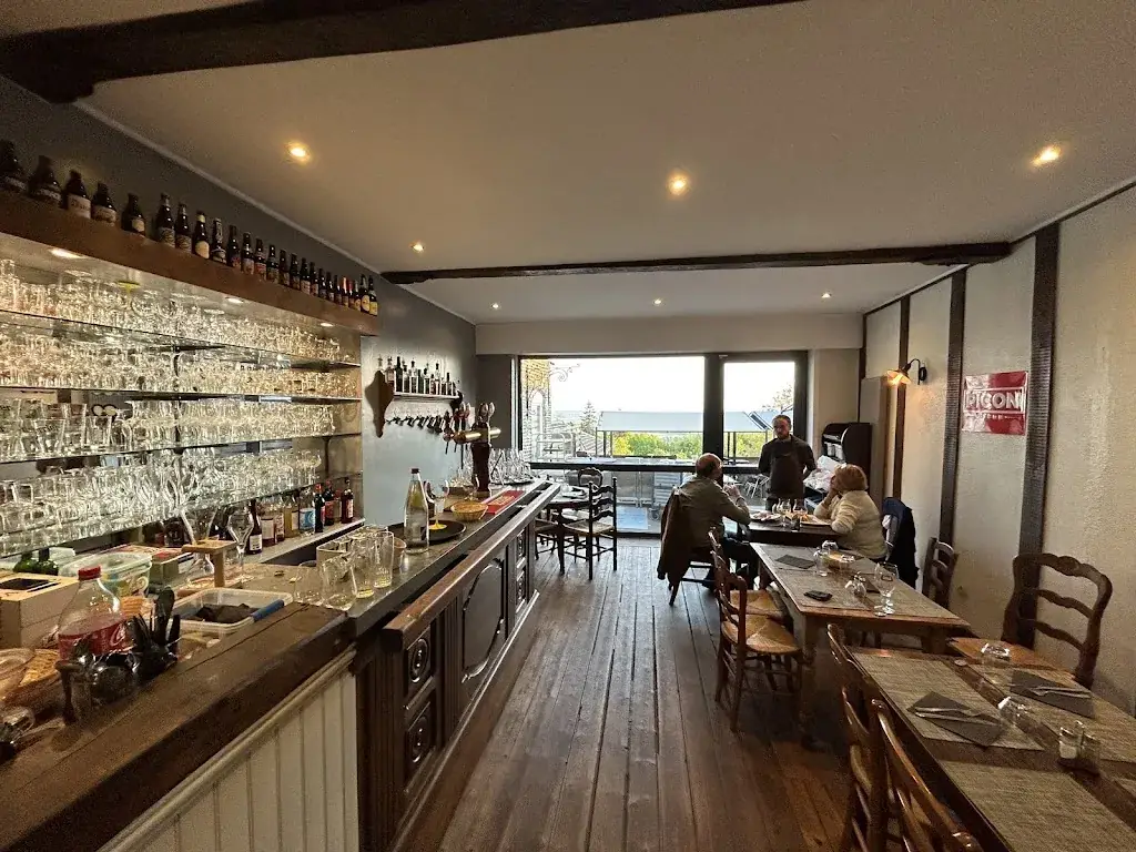 Le panoramic restaurant in Cassel