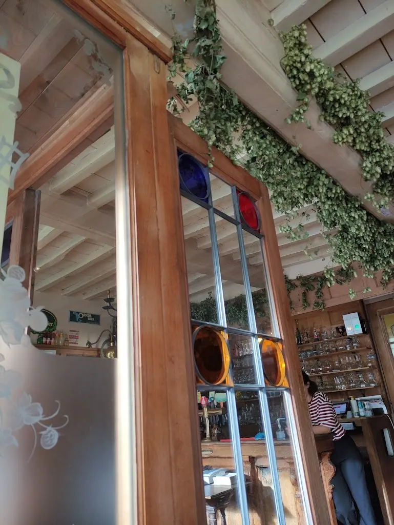 Estaminet Kerelshof II, La Fontaine Restaurant in Cassel