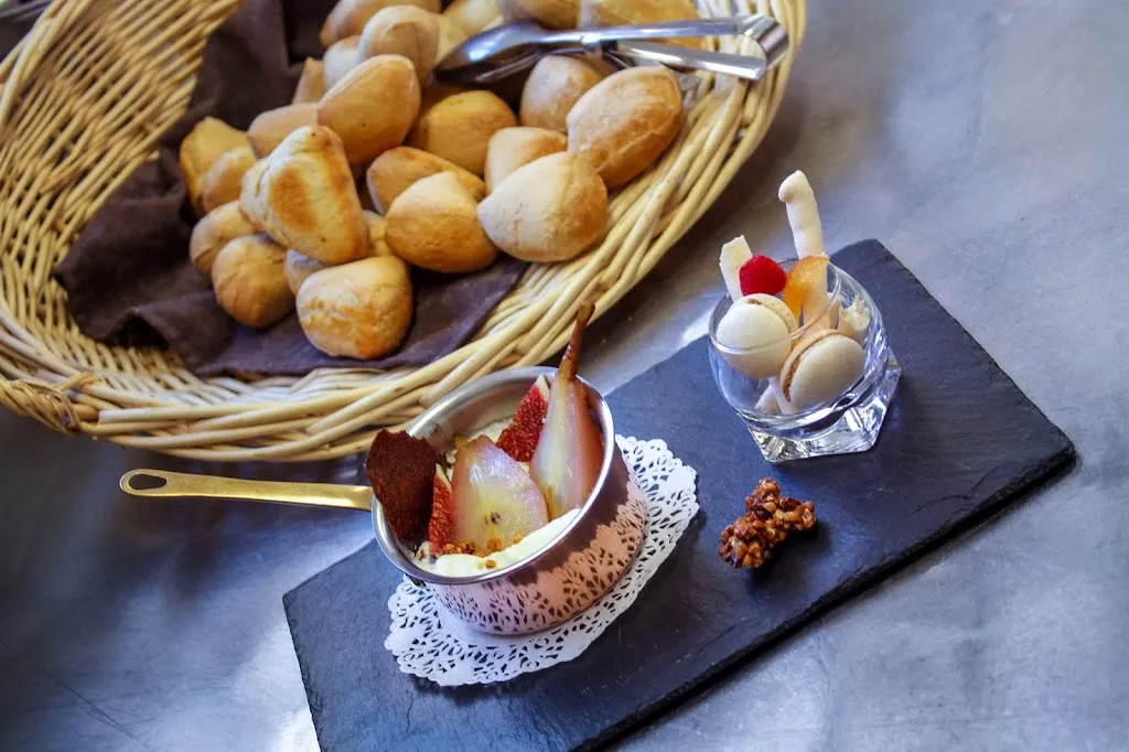 Menu_Fenetre sur Cour_Cassel_immagine_4