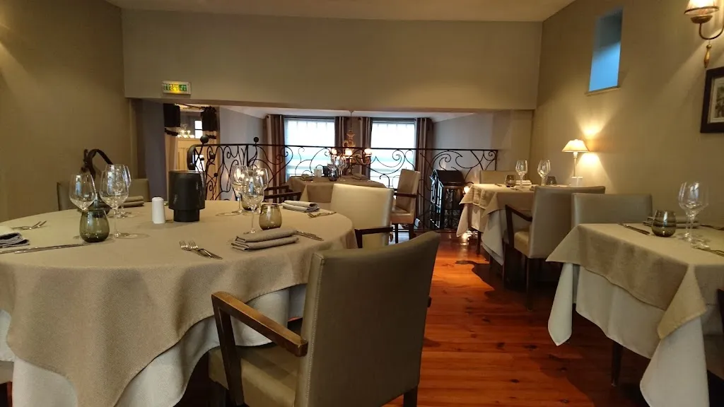 Fenetre sur Cour_Cassel_slider_image_3