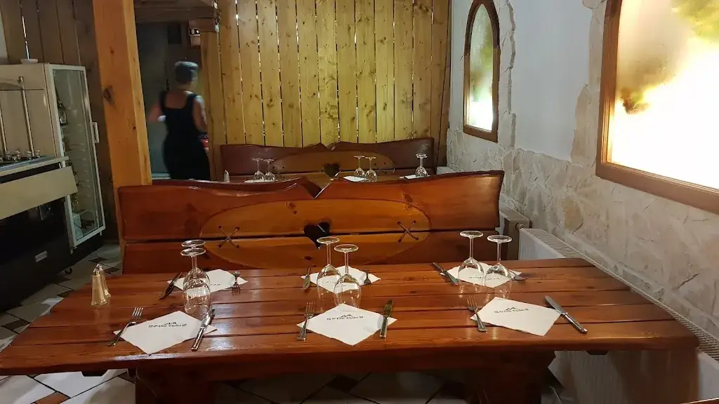 O'ptit Chalet restaurant in Rantigny