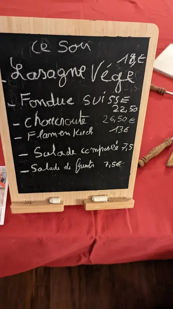 Nicolas Girard_La Cave 204_Château-Thierry_review