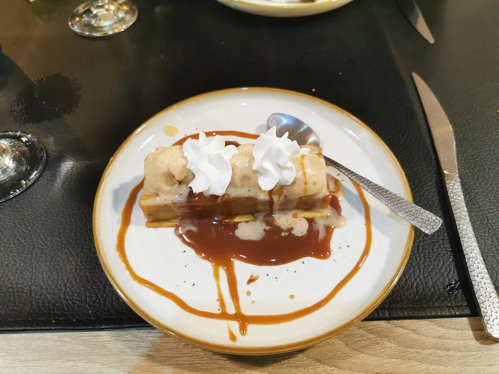 HK Chen_La Route des épices_Calais_review