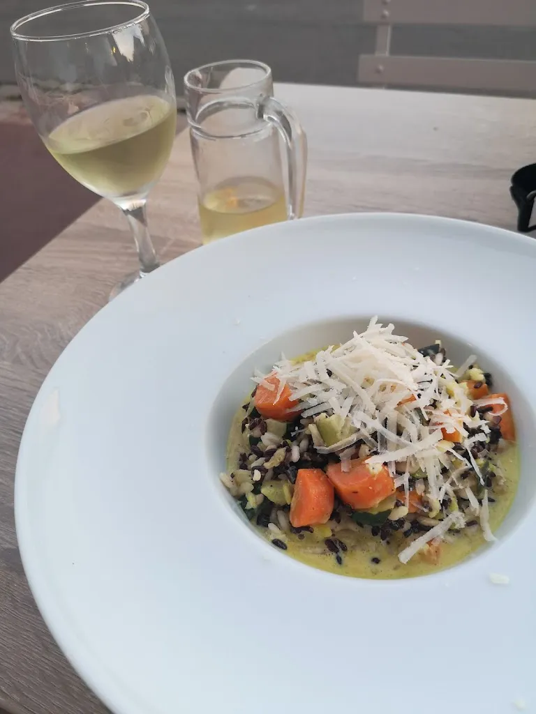 Chris Bentley_La Route des épices_Calais_review