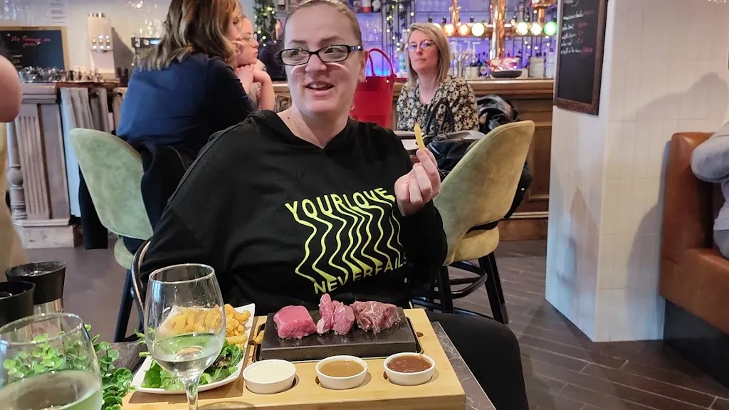 La Terrasse_Calais_slider_image_2