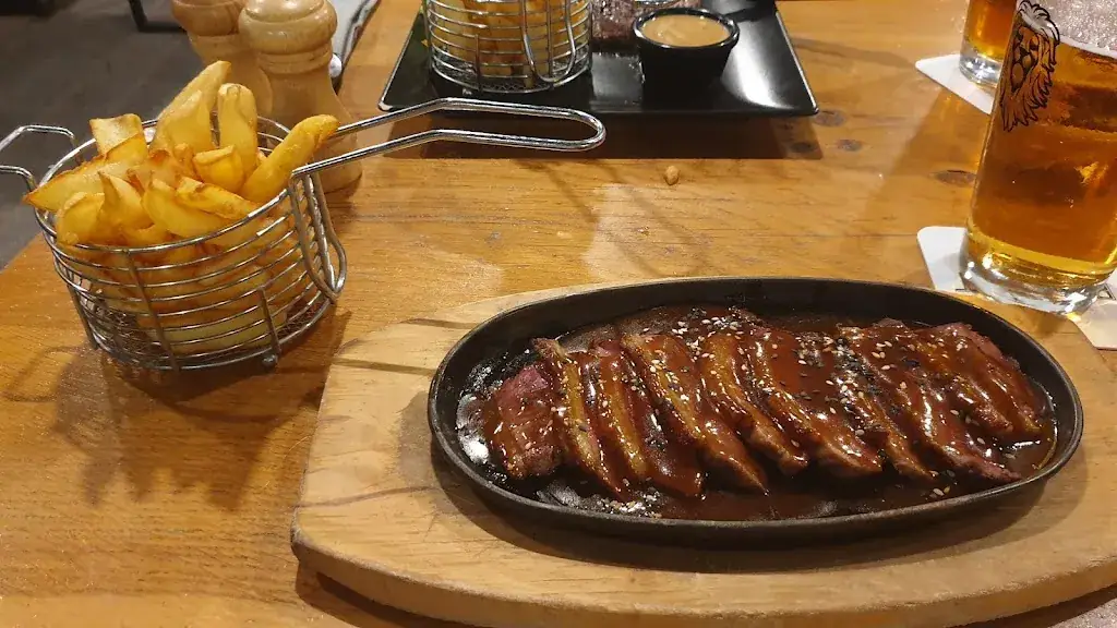 Simon_Le Chill_Calais_review