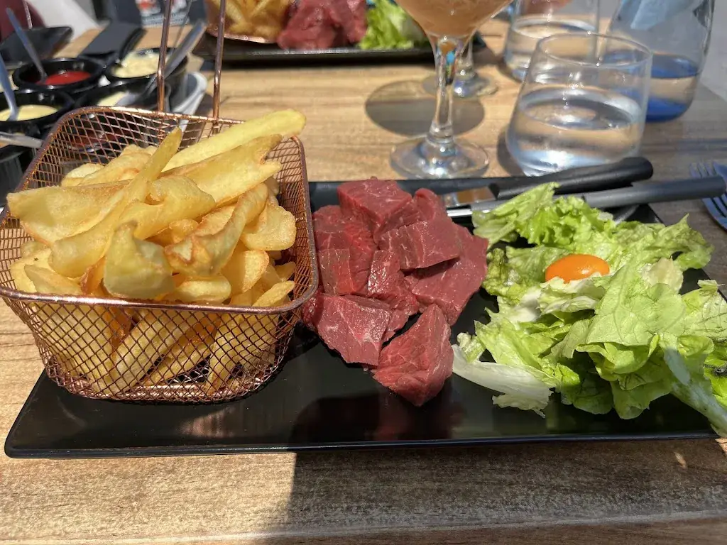 Maz_Le Chill_Calais_review