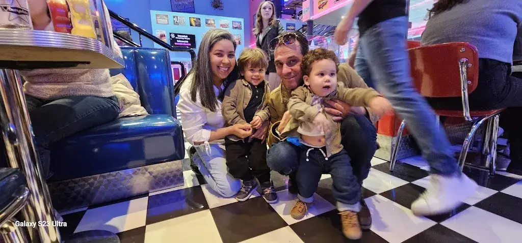 Armando Farpa_Memphis - Restaurant Diner_Calais_review