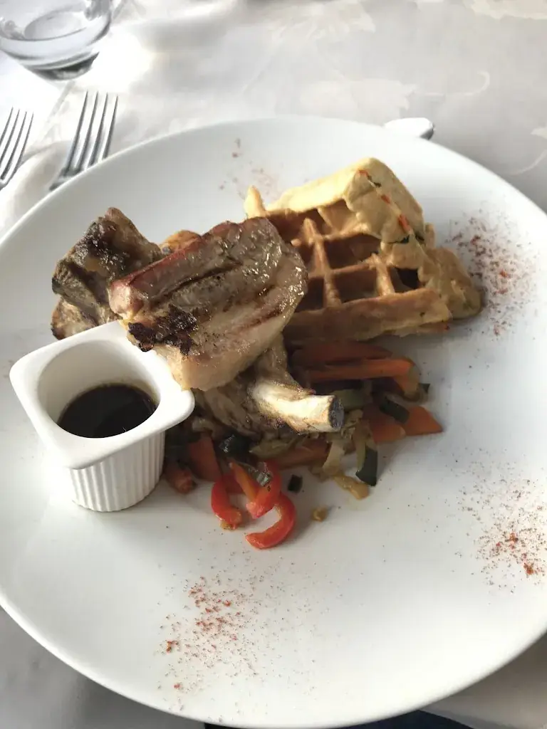 colbyfront_Guinguette le BAC_Charly-sur-Marne_review