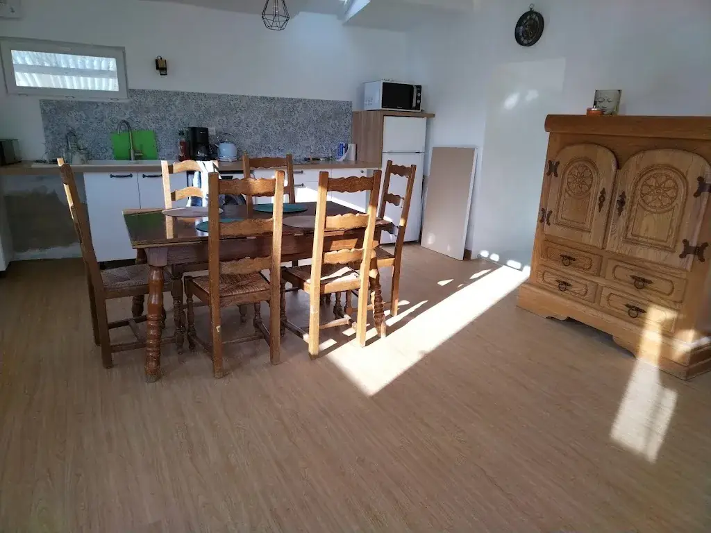 Guinguette le BAC restaurant in Charly-sur-Marne