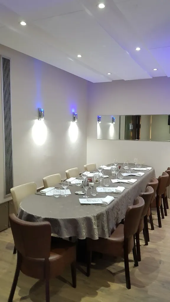 F GJ_Comptoir 28_Corenc_review