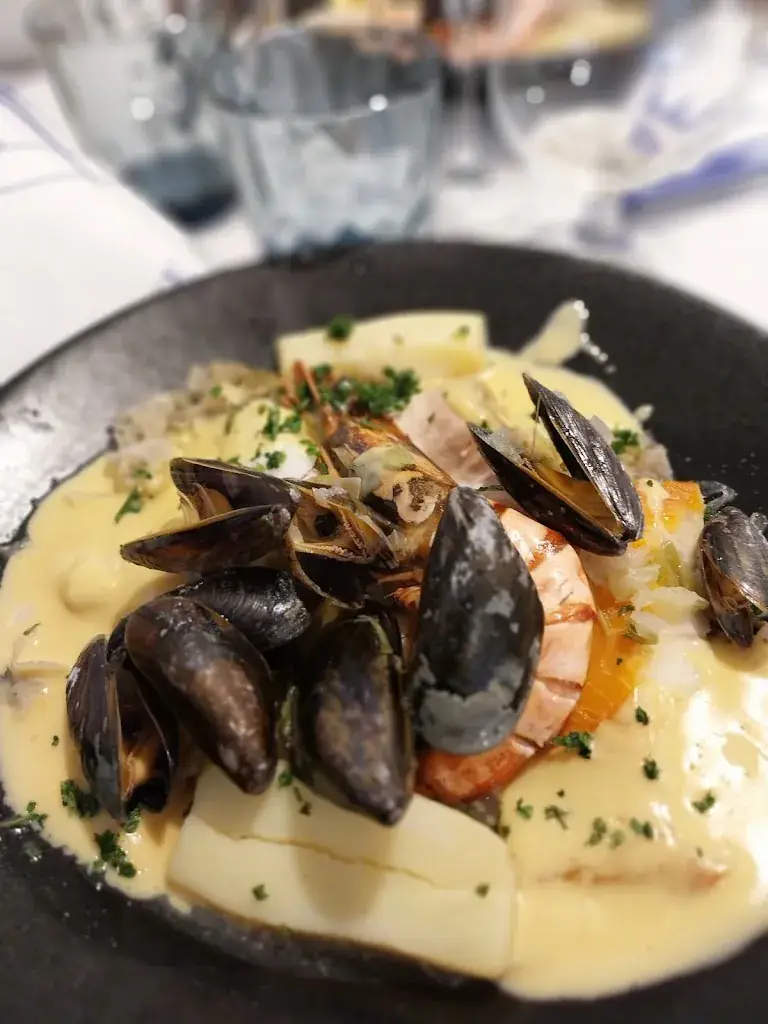 Brasserie La Paix_Camiers_slider_image_3