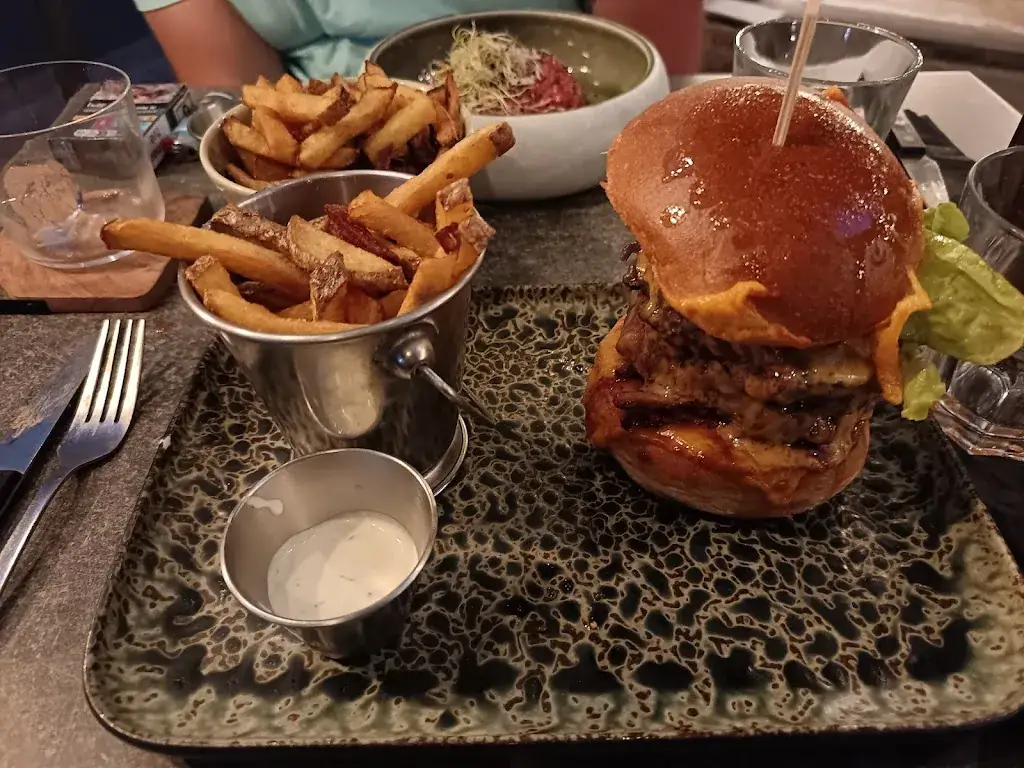 Secret Garden_Melle_slider_image_3