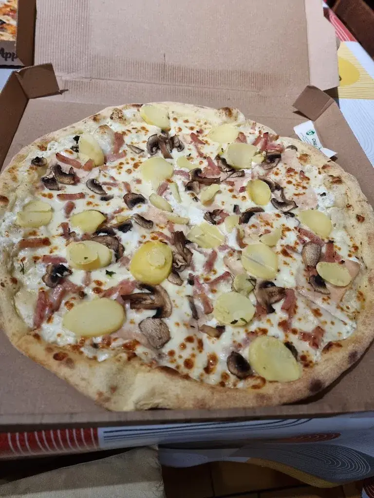 Pizza les 2 Vallées Chiry Ourscamp_Chiry-Ourscamp_slider_image_3