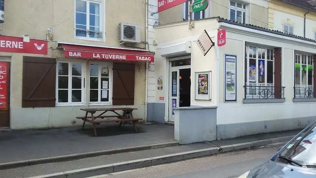 La Taverne restaurant in Chierry