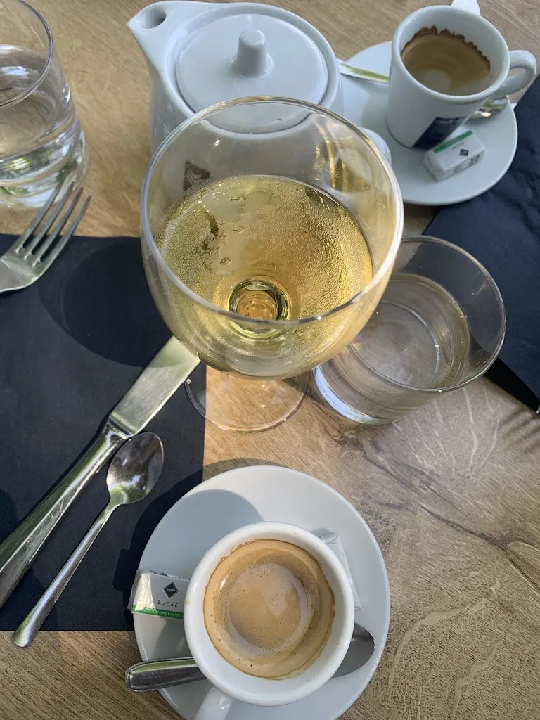 Ivanna S_Aux Goûters Champêtres Restaurant du Hameau_Chantilly_review