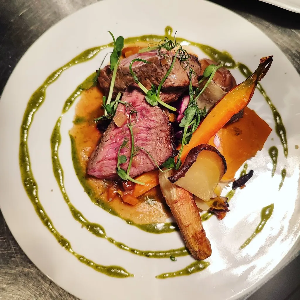 Restaurant Hi'bout_Rosières-en-Santerre_slider_image_2