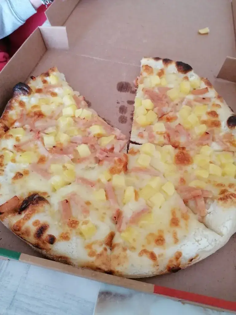 Mandy Bender_MISTER COOK_Cires-lès-Mello_review