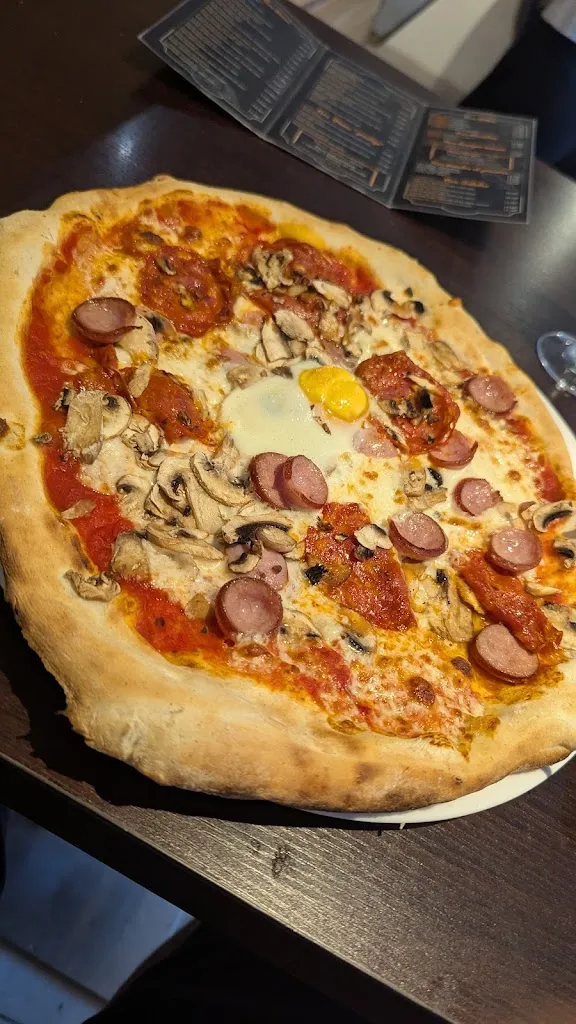 Bella Pizza_Chaumont-en-Vexin_slider_image_3