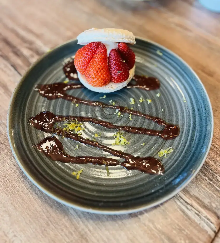 Audrey Dognon_L’Ardoise_Gisors_review