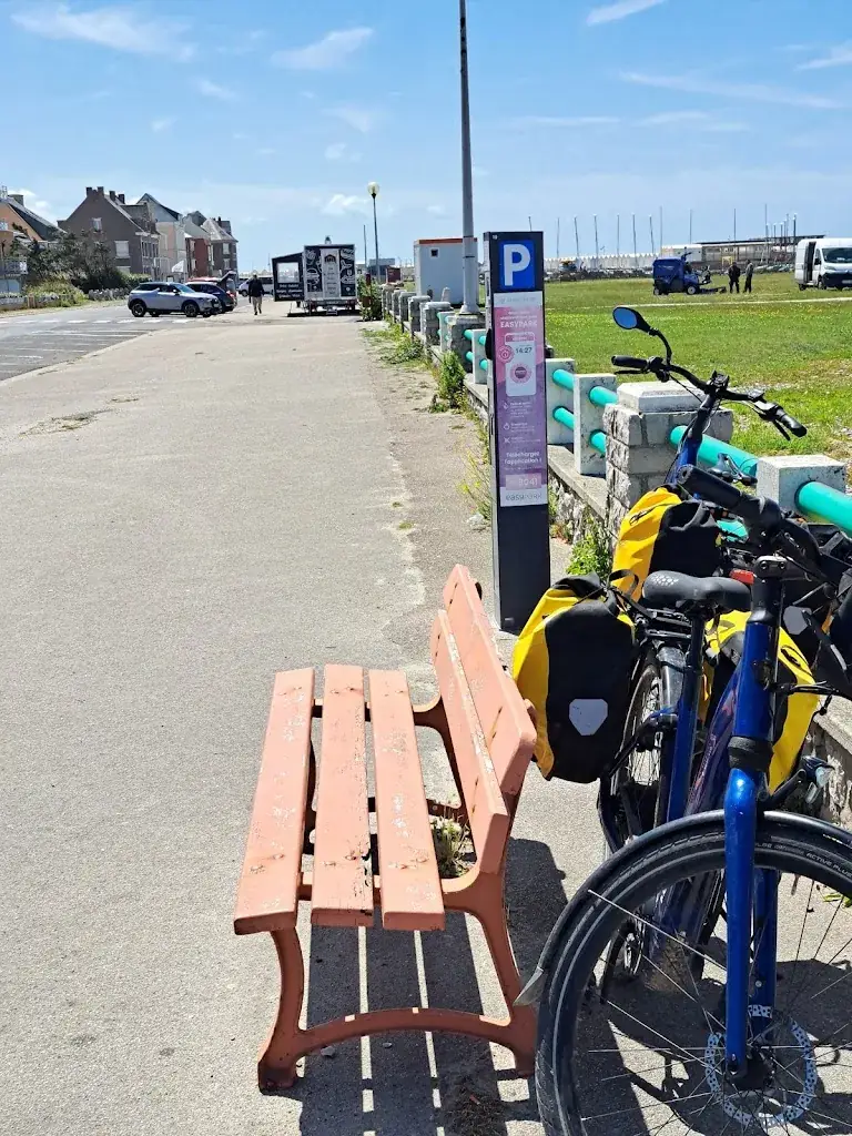 Martin Luyendijk_La cabine de charlie_Cayeux-sur-Mer_review