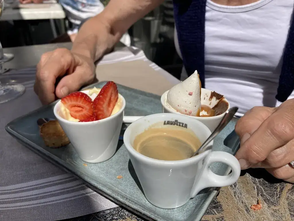 John Baines_Bellevue_Crotoy_review