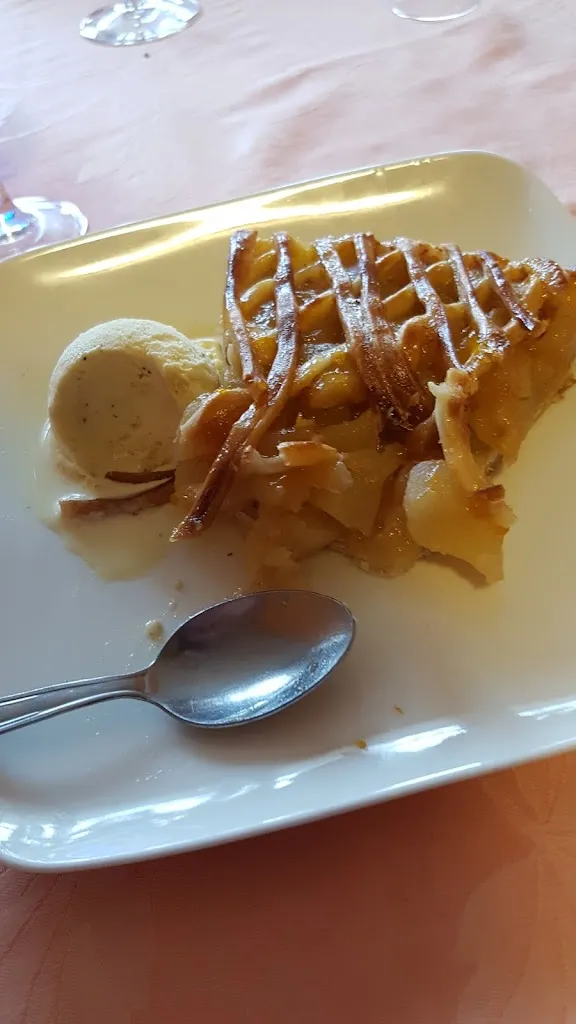 Shai Nave_Auberge De Coincy_Coincy_review