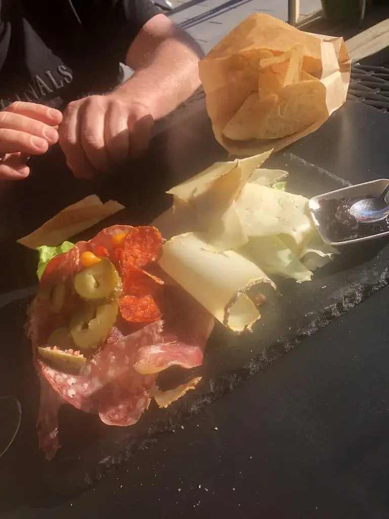 Sandrine Pétain_La Cantina_Chauny_review